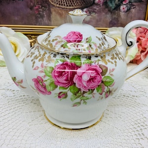 Royal Standard “Festival Rose” teapot.
