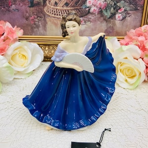 Royal Doulton HN 4718 Pretty Ladies “Elaine” circa 2004.