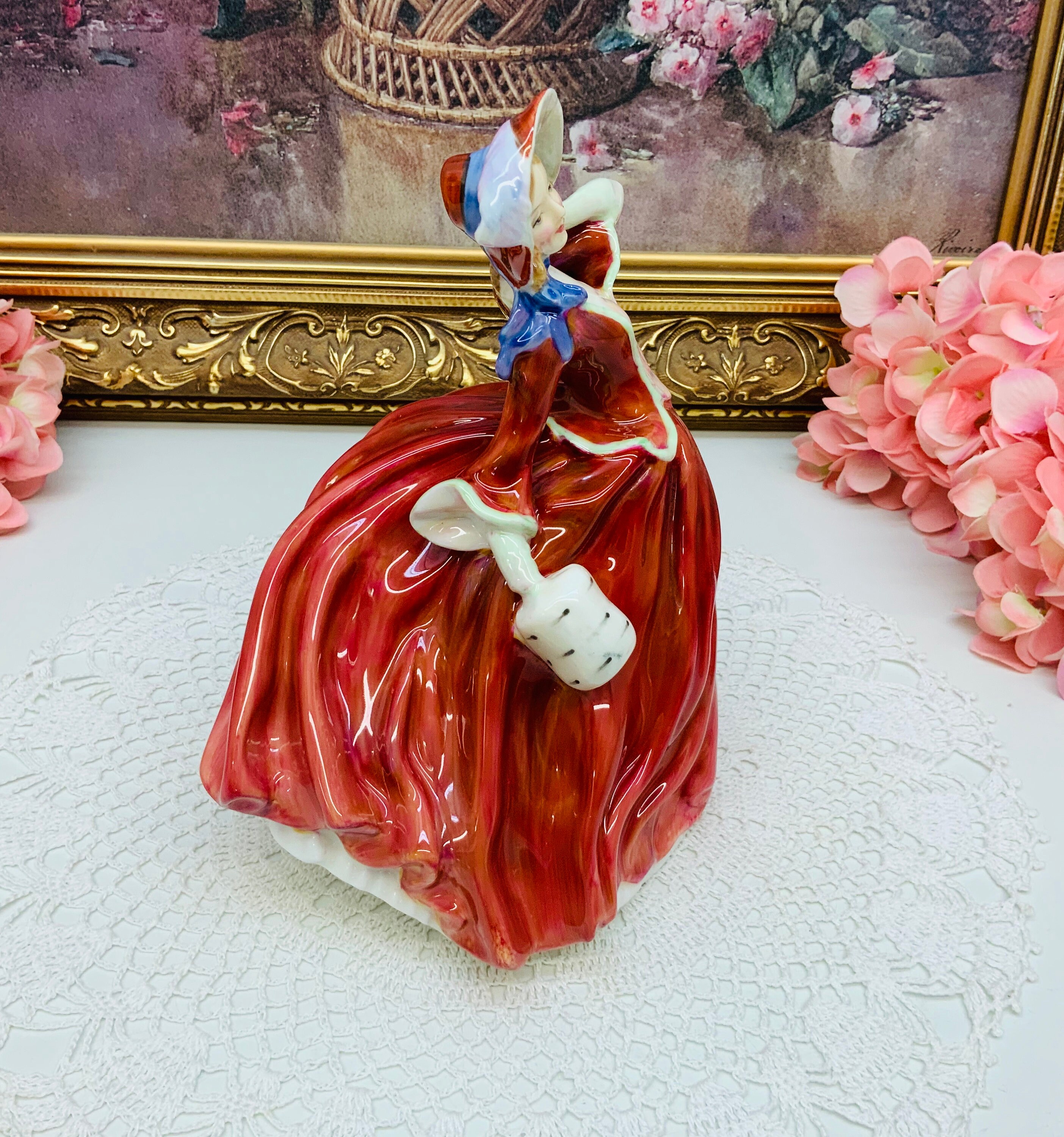  Autumn Breezes 1939 フィギュア Autumn Breezes Figurine Vintage Royal Doulton 