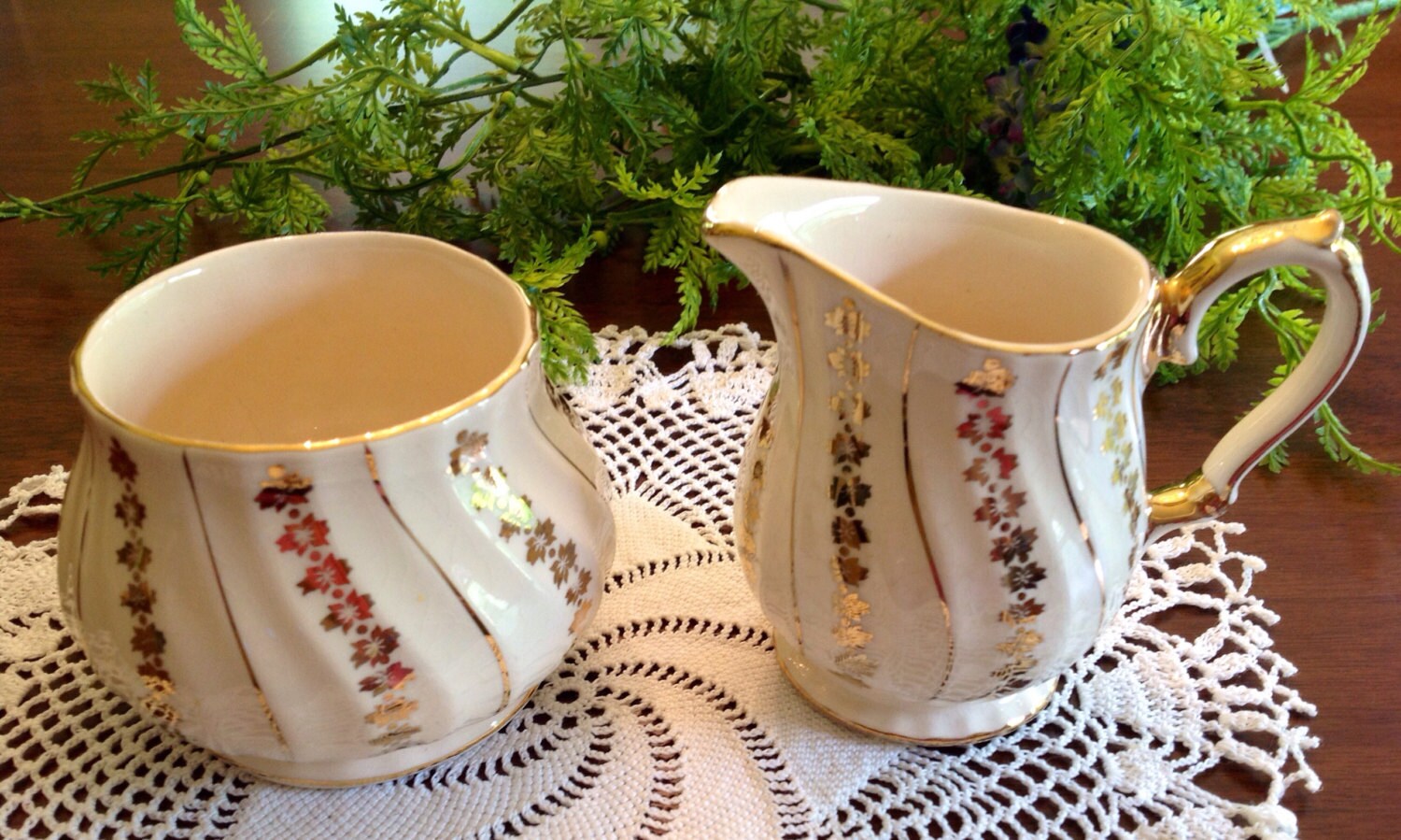 Vintage Sadler cream and sugar