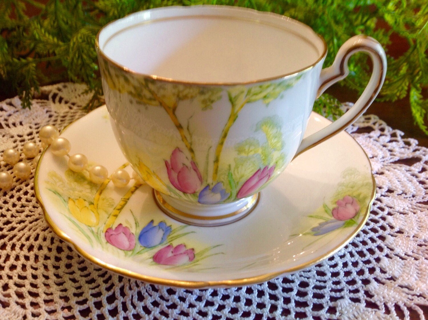 Dating royal worcester bone china
