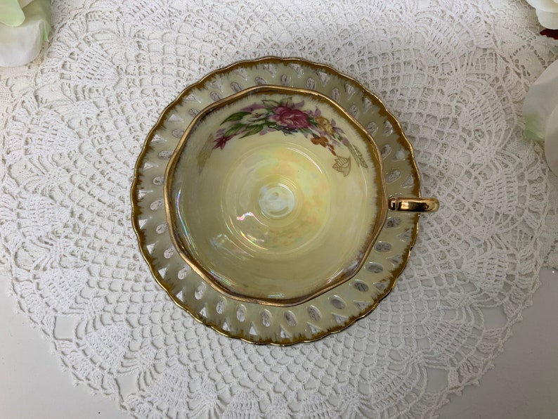 Saji teacup and saucer image 2