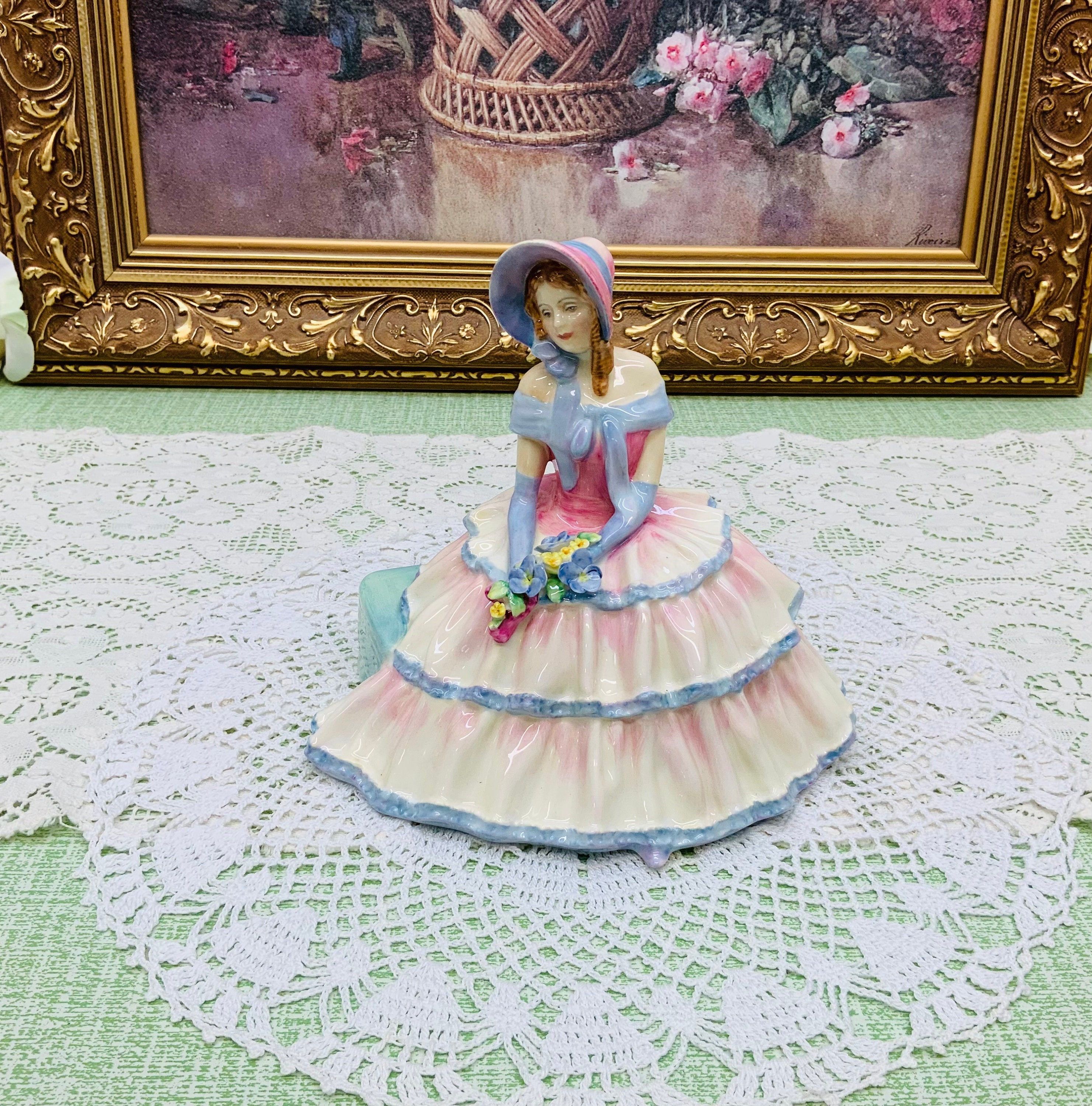 Royal Doulton Day Dreams HN 1731 circa 1935-1998. Signed