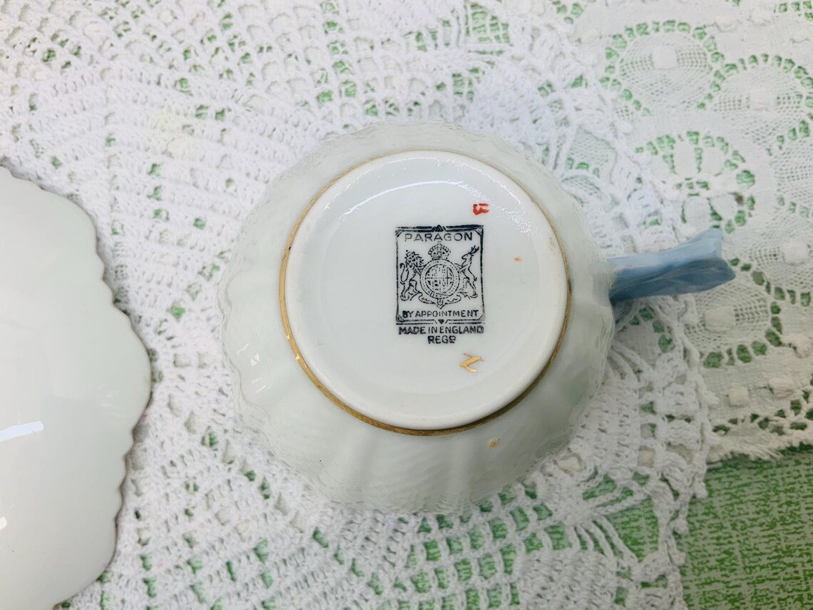 Star Paragon Primrose Border Flower Handle Teacup and Saucer Circa 1923