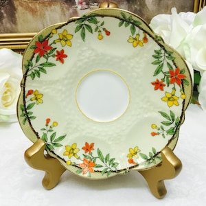 Aynsley #B911 orphan saucer
