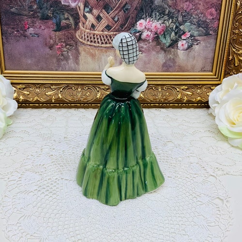 Royal Doulton HN 3042 shops Gillian circa 1984.