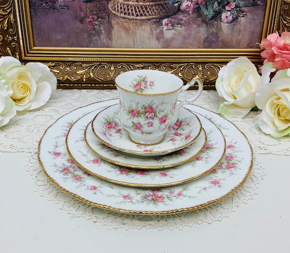 Paragon Victoriana Rose 5pcs Place Setting. - Etsy Canada