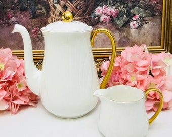 Shelley Oleander coffee pot with creamer circa 1945-1966.
