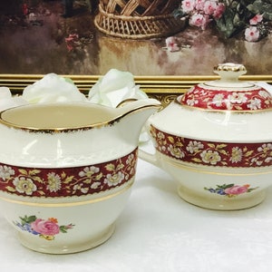 Swinnertons &quot;Majestic Vellum&quot; cream and sugar.