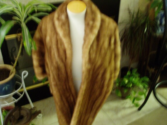 Bullocks Golden Brown Fur Cape 1940s