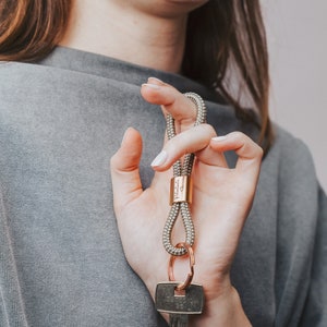 Personalized keychain made of sailing rope with engraving, godmother image 1