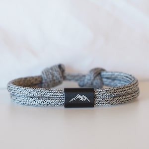 Pulseira gravada de alpinista com motivo de montanha, pulseira de corda de vela personalizada, montanhismo, caminhada, cumeer, aço inoxidável
