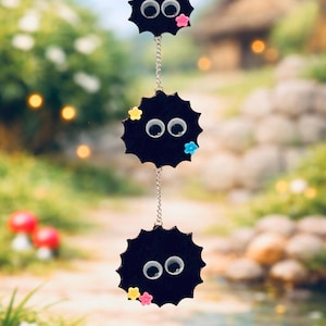 Soot Sprite - Spirited Away, Mój sąsiad Totoro, Studio Ghibli - prawdziwy witrażowy łapacz słońca