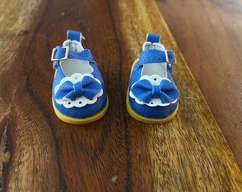 Handmade shoes fit velvet and cinnamon sized dolls blue and white shoes only no dolls
