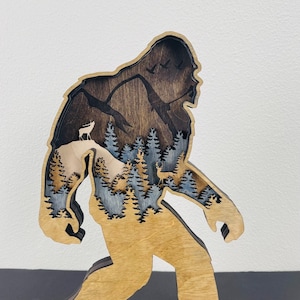 VENDA Camada Bigfoot Sasquatch Arquivo de corte a laser SVG DXF Lightburn Gravação a laser Glowforge Xtool D1 atomstack