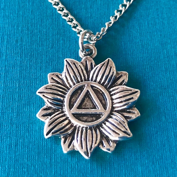 Sobriety Gift for Women / Necklace with AA Daisy Pendant / Alcoholics Anonymous Jewelry with Flower / Recovery Jewelry / Gift for AA Sponsor