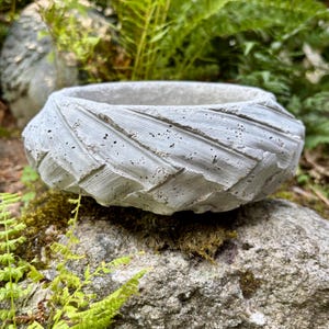 Hypertufa Planter, Hypertufa Pot, Planter, Pot, Herb Planter, Succulent Planter, Flower Pot, Home Decor, Garden Decor, Rustic, Unique