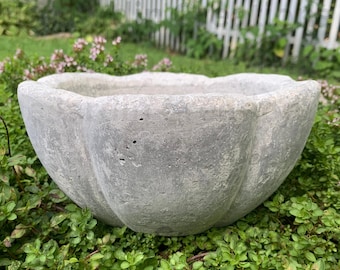 Hypertufa Planter, Hypertufa Pot, Planter, Pot, Succulent Planter, Garden Decor, Home Decor, Handmade, Rustic, Unique, Scalloped Shape