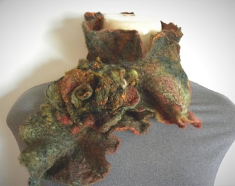 Handmade Merino Wool Scarf with Rose Ruffled Collar
