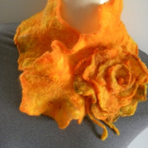 Handmade Merino Wool Rose Scarf: Felted Neck Warmer