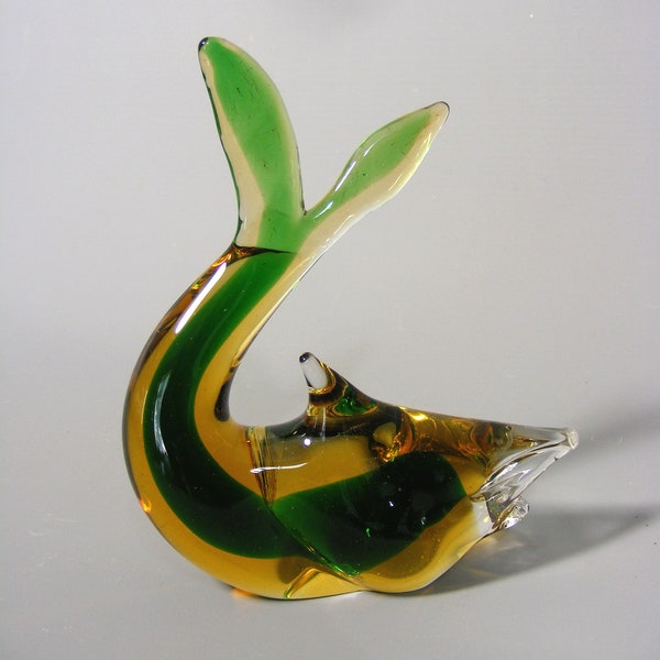 dauphin en verre de Murano de style Sommerso vintage, figurine de dauphin, dauphin en verre d'art, dauphin en verre transparent vert ambre italien, affranchissement gratuit au Royaume-Uni