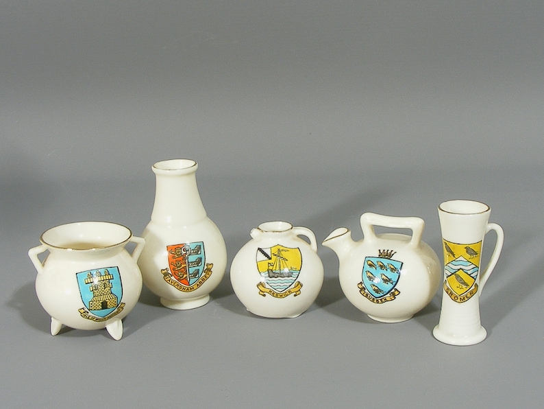 W H Goss Crested Ware, Vintage Crested China, Crested China, Crested Ceramic, Heraldic China, Goss China, Free UK Postage image 9