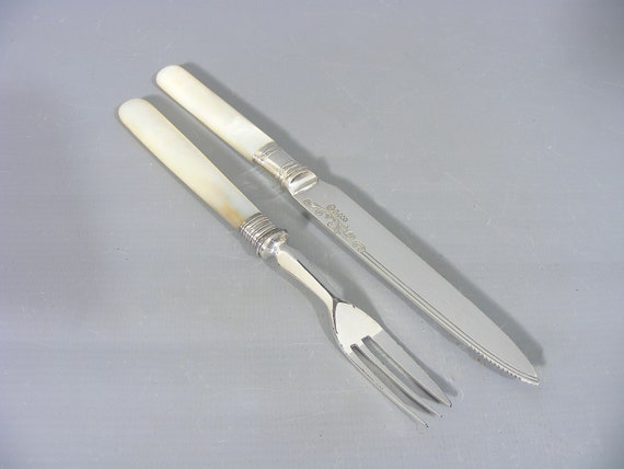 Antique French Sterling Silver & Mother of Pearl Handled Cutlery Knive –  The Antique Boutique