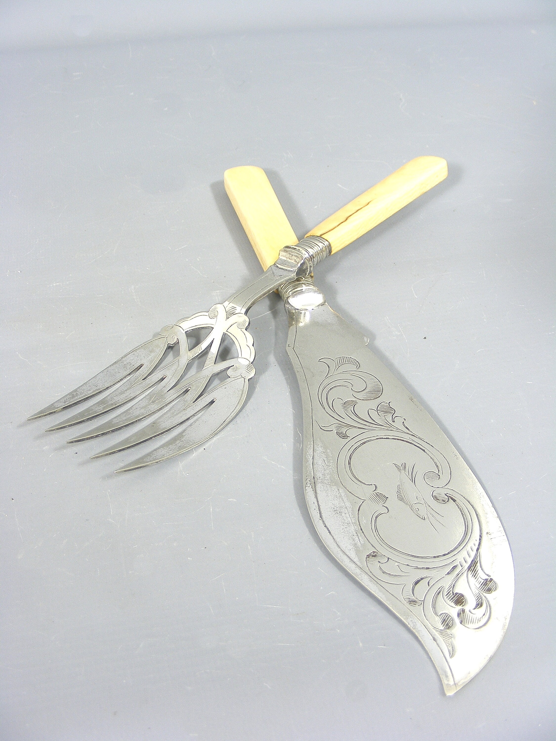 Vintage Fish Servers Silver Plated Fish Servers Bone Handled Etsy