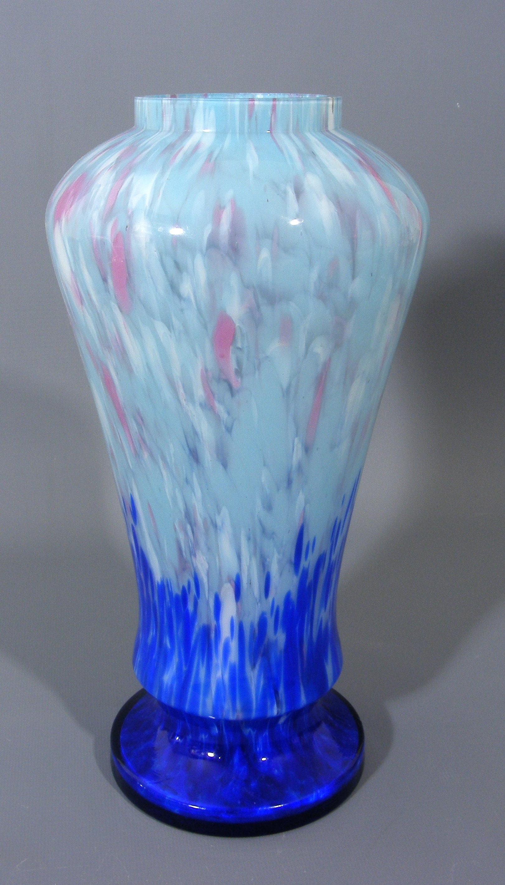 Vase Verre Art Déco Antonin Ruckl Kralik Bohème Moucheté Irisé Années 1920 1930