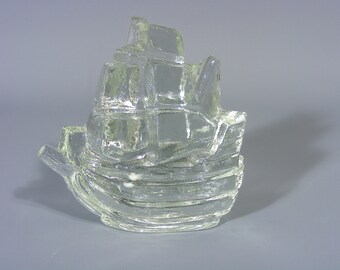 Vintage Pukeberg Glass Sailing Ship Uno Westerberg , Glass Galleon, Pukeberg Glass, Sweedish Art Glass, Scandinavian Glass, Free UK Postage