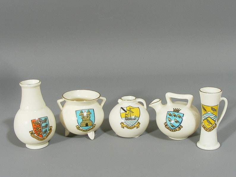 W H Goss Crested Ware, Vintage Crested China, Crested China, Crested Ceramic, Heraldic China, Goss China, Free UK Postage image 10