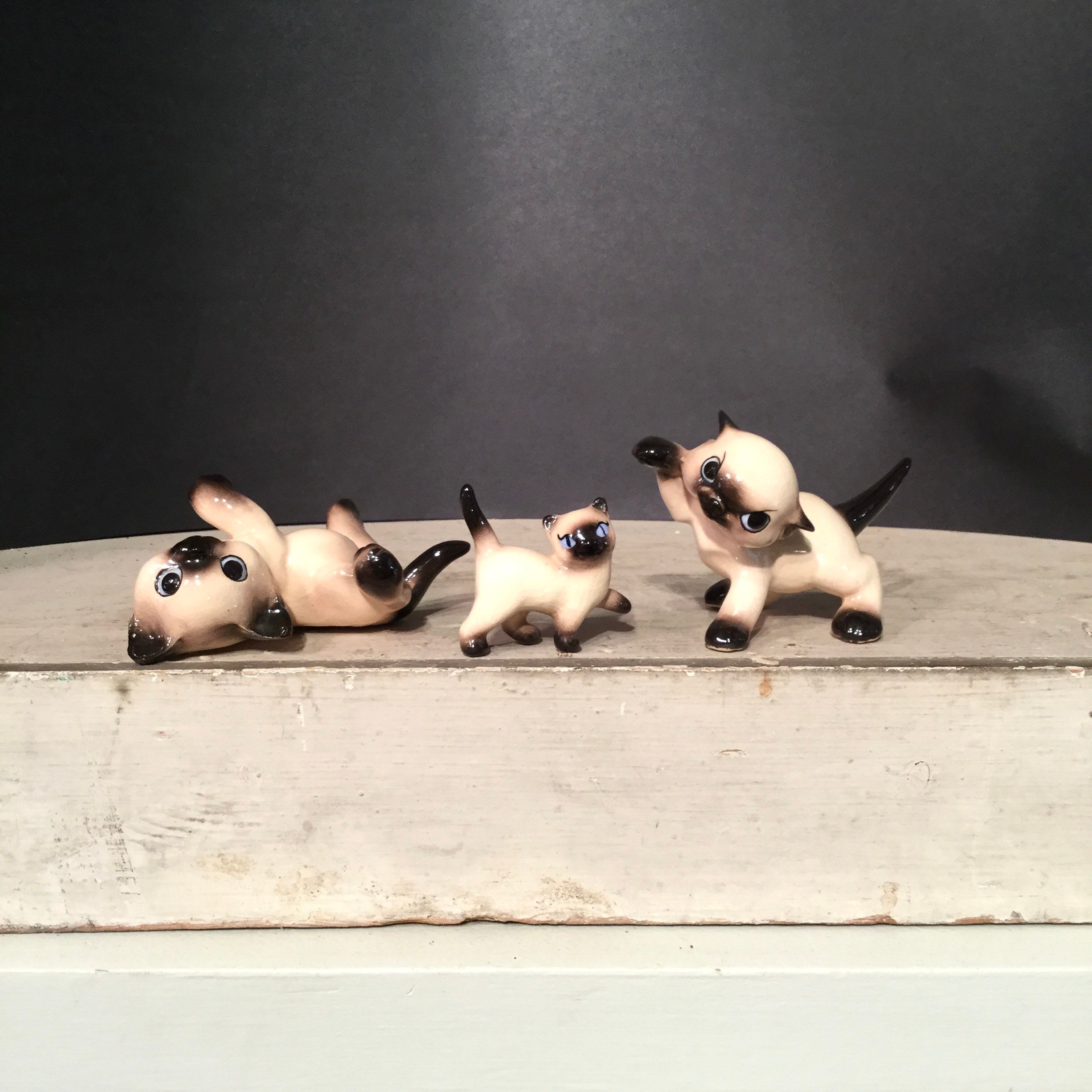 hagen renaker siamese