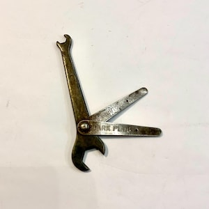 Vintage Wrench, Spark Plug and Distributor Wrench Setting Tool, Ca: 1940s.