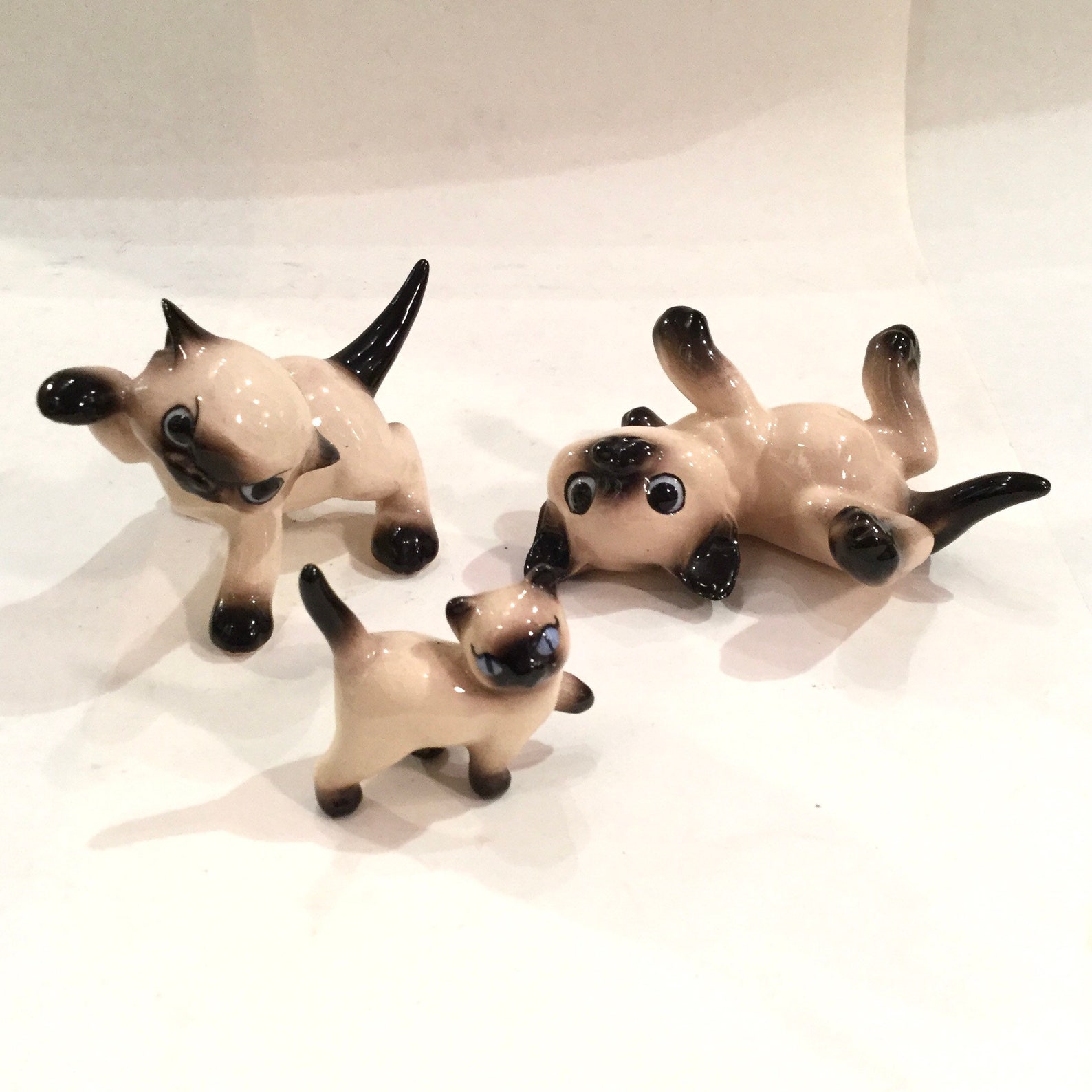 quartz elephant figurines