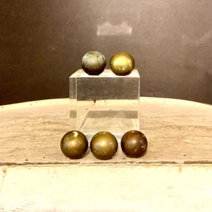 Antique Ball Feet or Finials, Round Ball Feet Hardware or Lamp Finials, Ca: 1950s.