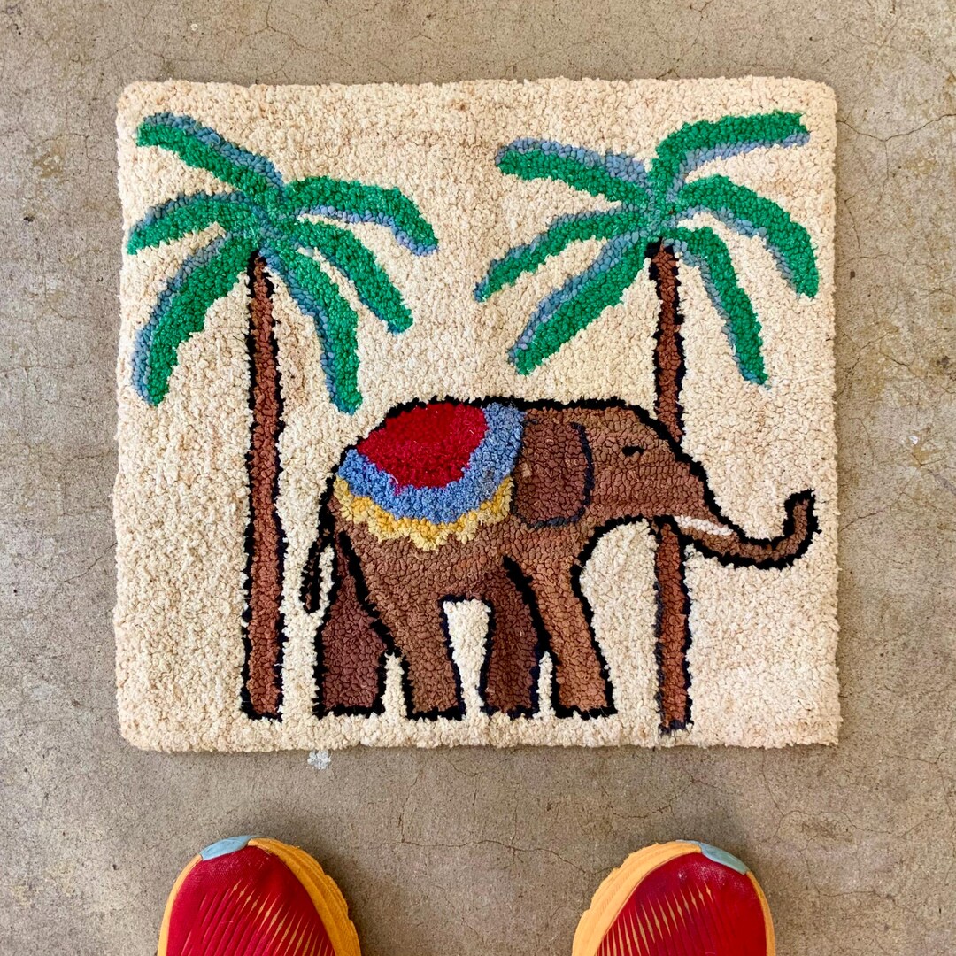 Vintage Hooked Rug, Circus Elephant Rug, Folk Art, 1920s - Etsy