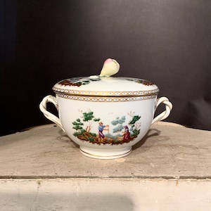 Richard Ginori Mantova Pattern Lidded Dish, Ca: 1950s.