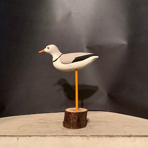 Randy & Elaine Fisher Shorebird, Mounted on Stand.
