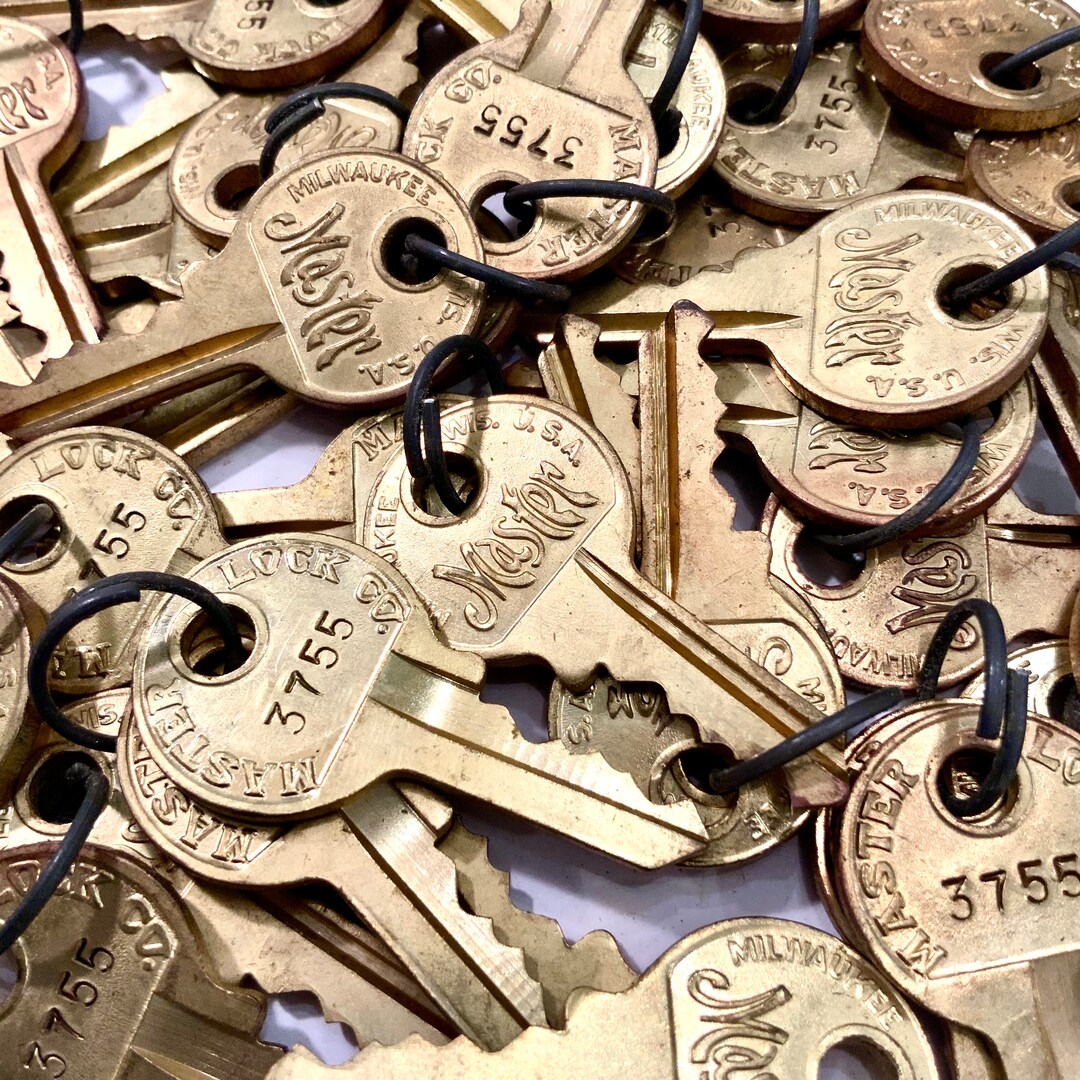 Huge Master Key Collection, 44 Old Store Stock Master Lock Keys