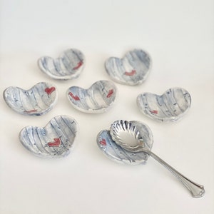 Handmade Cardinal Spoon Rest, Winter Bird Art Porcelain Tea Rest