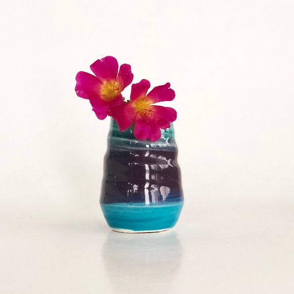 Small Bud Vase  Mommy Pot  Mommy Vase  Bud Vase  Cute Vase  Pretty Vase  Pastel Vase  Boho Vase  Pink Flower Vase  Mini Bud Vase