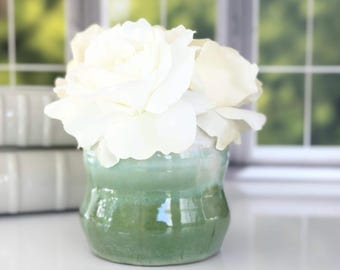 Green White Flower Vase Handmade Green Vase Home Housewarming Gift Anniversary Gift Kitchen Decor Country Kitchen Vase Mom Birthday Gift