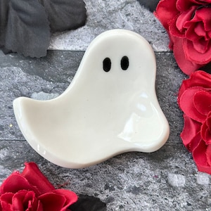 Ghost Teaspoon Rest: Halloween Kitchen Decor, Gothic Coffee Bar