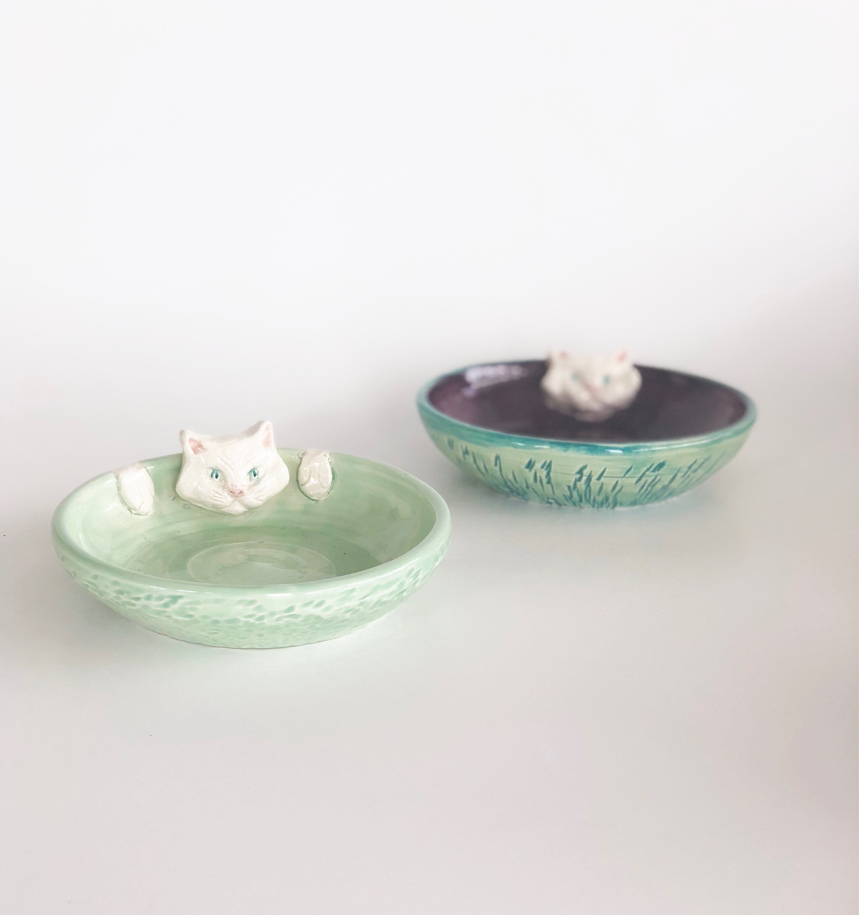 Soap Dish with Cat