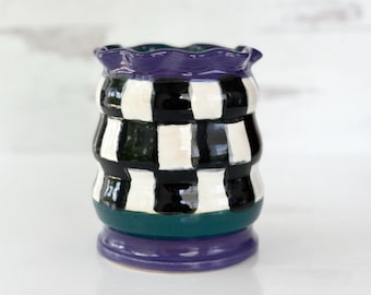 Black White Flower Vase Checkered Decor Housewarming Gift White Black Vase Kitchen Decor Country Kitchen Vase Mom Birthday Gift Bud Vase