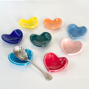 Coffee Spoon Rest Heart Shaped Spoon Rest Ceramic Teaspoon Rest Coffee Heart Spoon Holder Small Spoon Rest Kitchen Coffee Bar Station