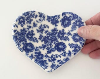 Heart Spoon Rest: Handmade Ceramic Kitchen Decor