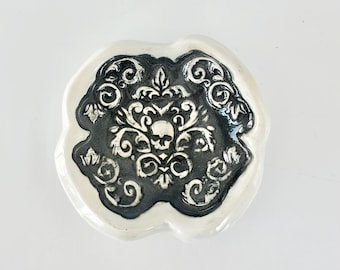 Goth Teaspoon Rest Skull Decor Gothic Vintage Victorian Coffee Bar Station Spoon Holder Ceramic Skull Gift  Black White Kitchen Goth Coffee