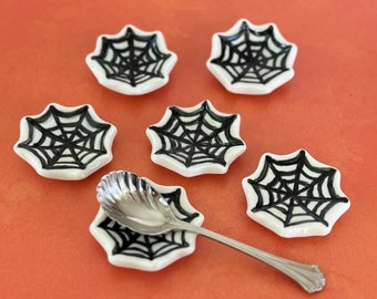 Spiderweb Spoon Rest Halloween Spooky Coffee Bar Station Teaspoon Holder Ceramic Bat Gothic Kitchen Decor Goth Coffee Lover Teaspoon Gift