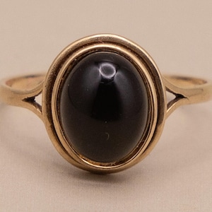 Antique British 9k Gold & Smoky Quartz Cabochon Ring | Full British Hallmarks | Size 6.25